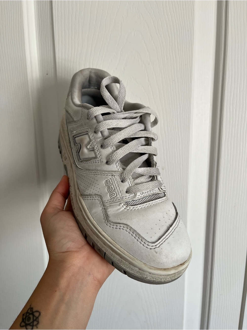 New Balance White and Light Gray 550 Sneakers - Picture 2 of 5